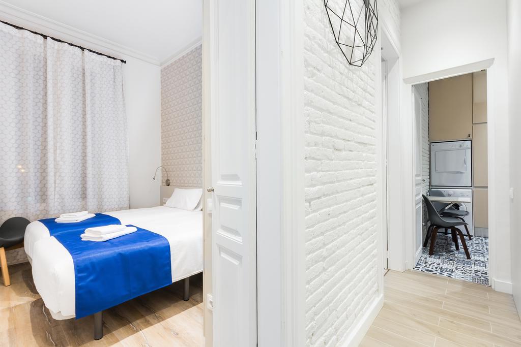 Barcelona Apartments Marina 124 Dış mekan fotoğraf