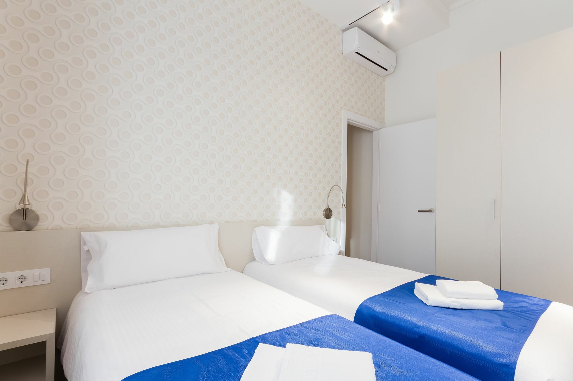 Barcelona Apartments Marina 124 Dış mekan fotoğraf